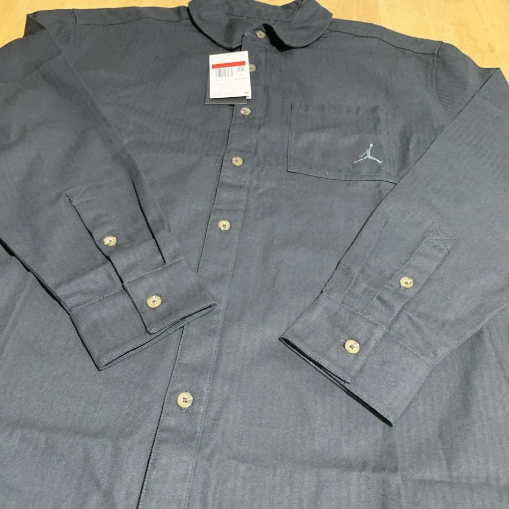 Air Jordan Essentials Button Down Shirt‎ Mens L Black Long Sleeve FV7446 010